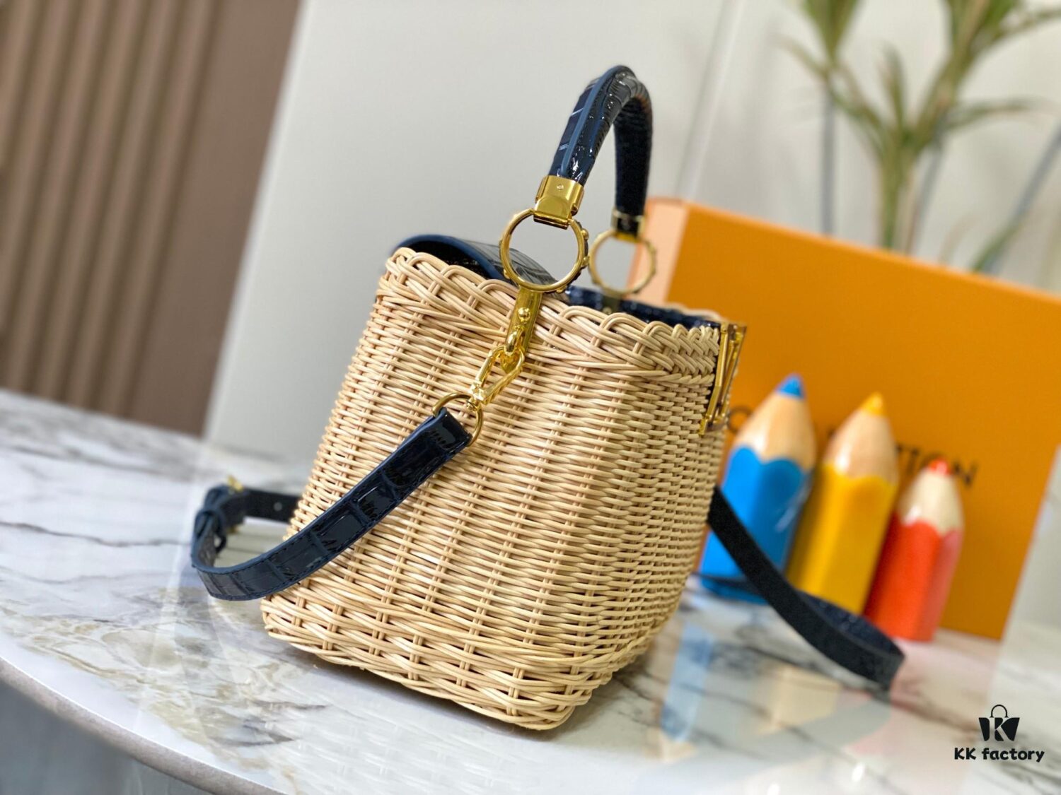 Upgraded M11619 Crocodile-Texture Capucines BB Bag