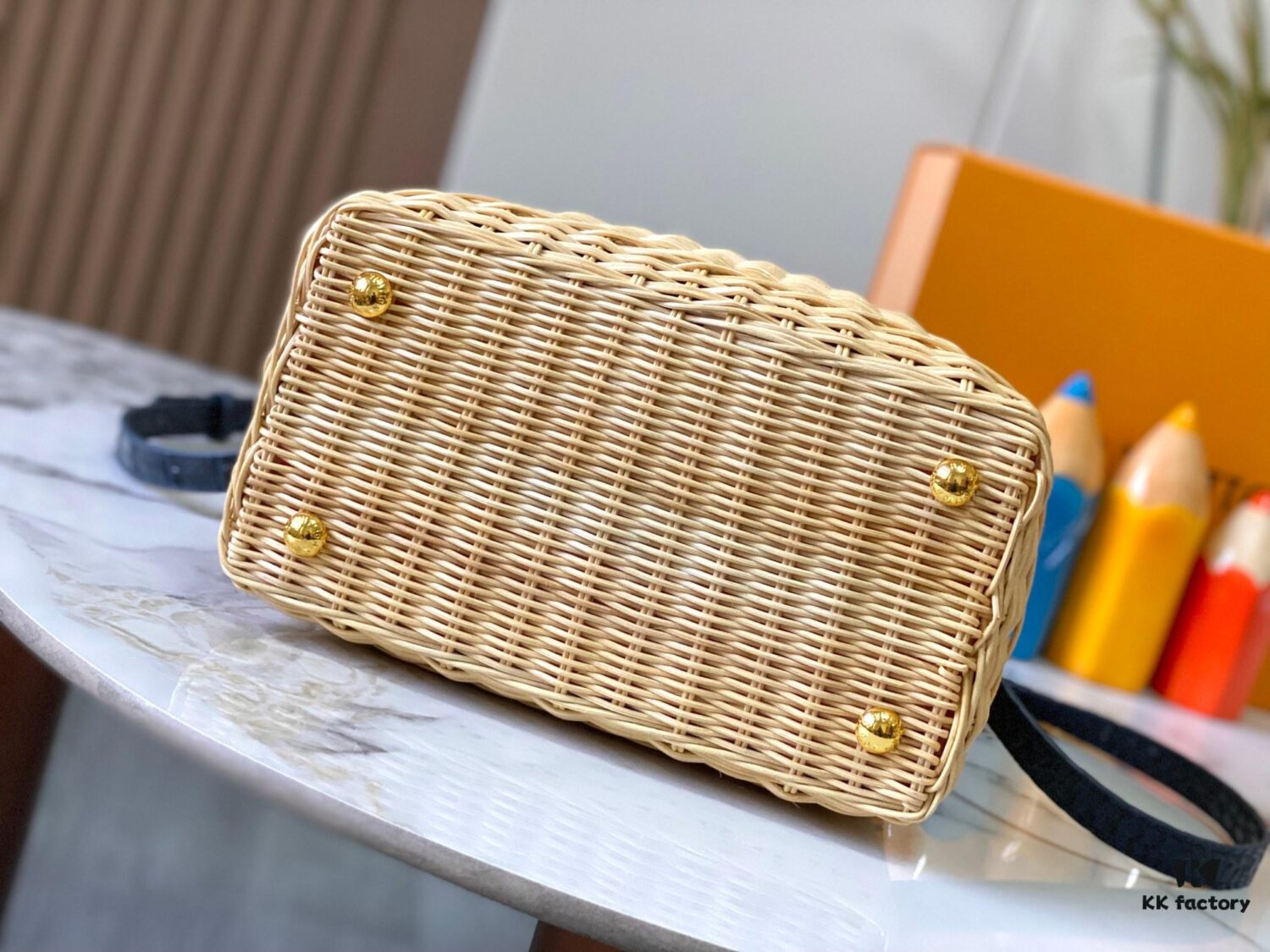 Upgraded M11619 Crocodile-Texture Capucines BB Bag
