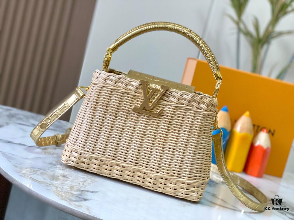 6930732e6e68136f4d9a5eb3 Upgraded M11619 Crocodile-Texture Capucines BB Handbag