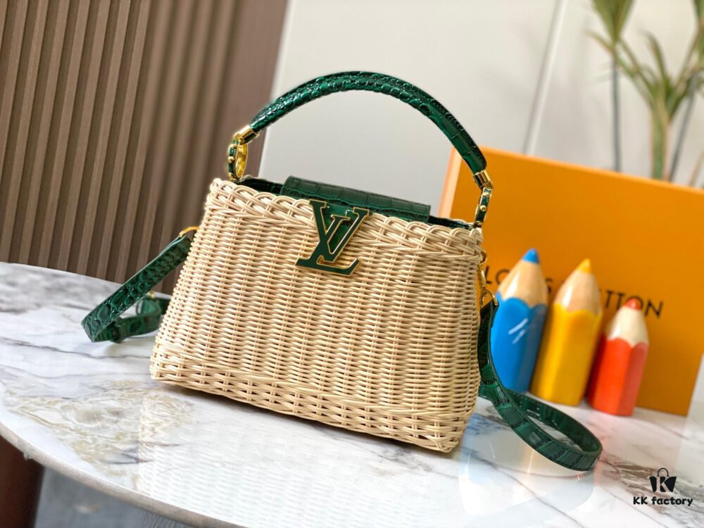 6930733e6e68136f4d9a5ecf Upgraded M11619 Crocodile-Texture Capucines BB Handbag