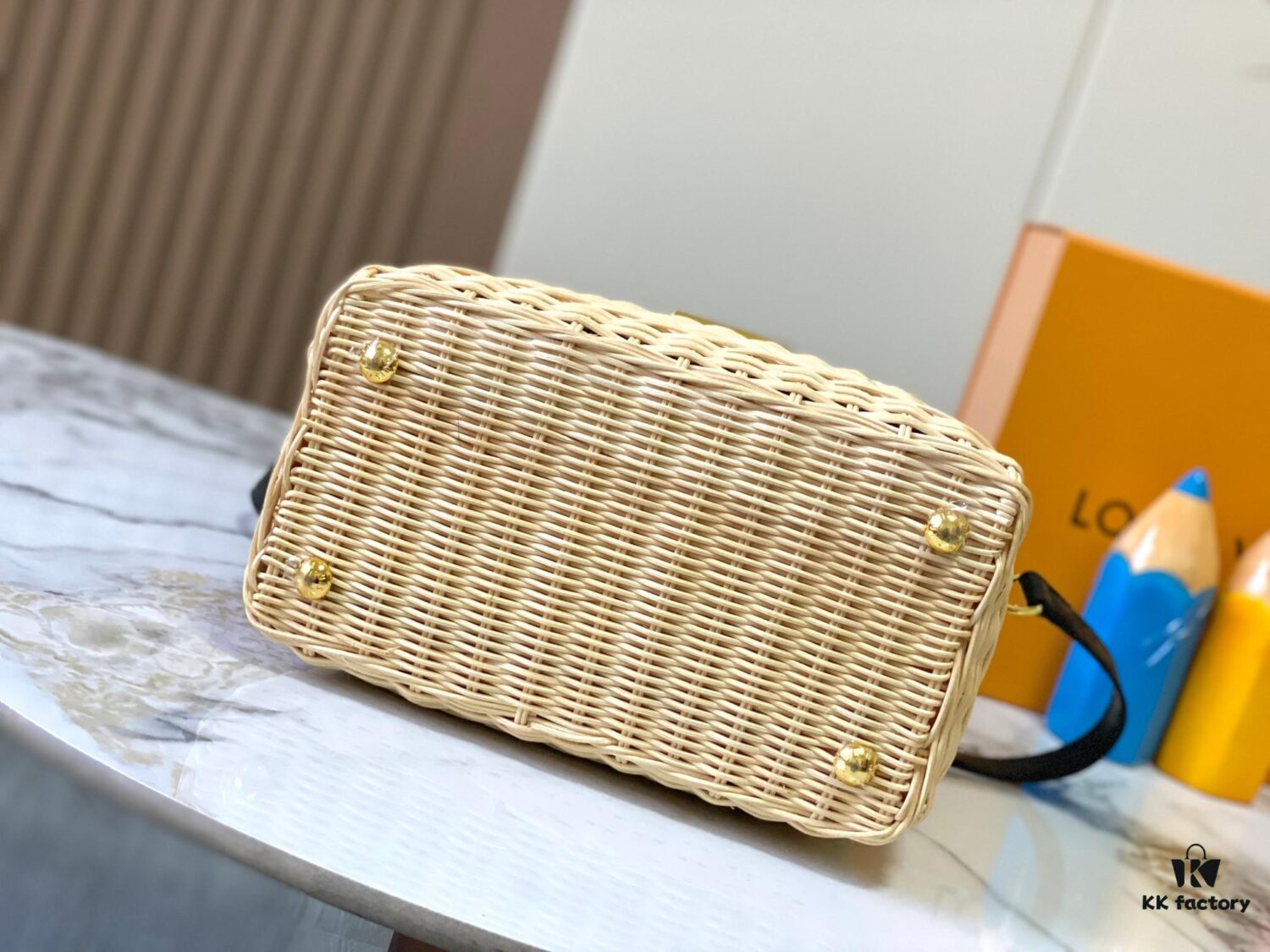 693073476e68136f4d9a5edb Upgraded M11618 Ostrich Texture Capucines BB Handbag
