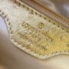 Upgraded M11618 Ostrich-Texture Capucines BB Bag