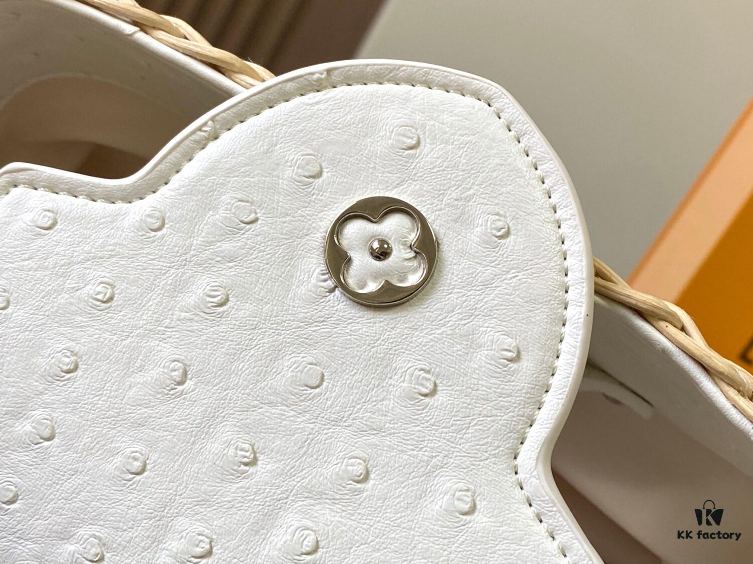 6930735c6e68136f4d9a5ef6 Upgraded M11618 Ostrich-Texture Capucines BB Handbag