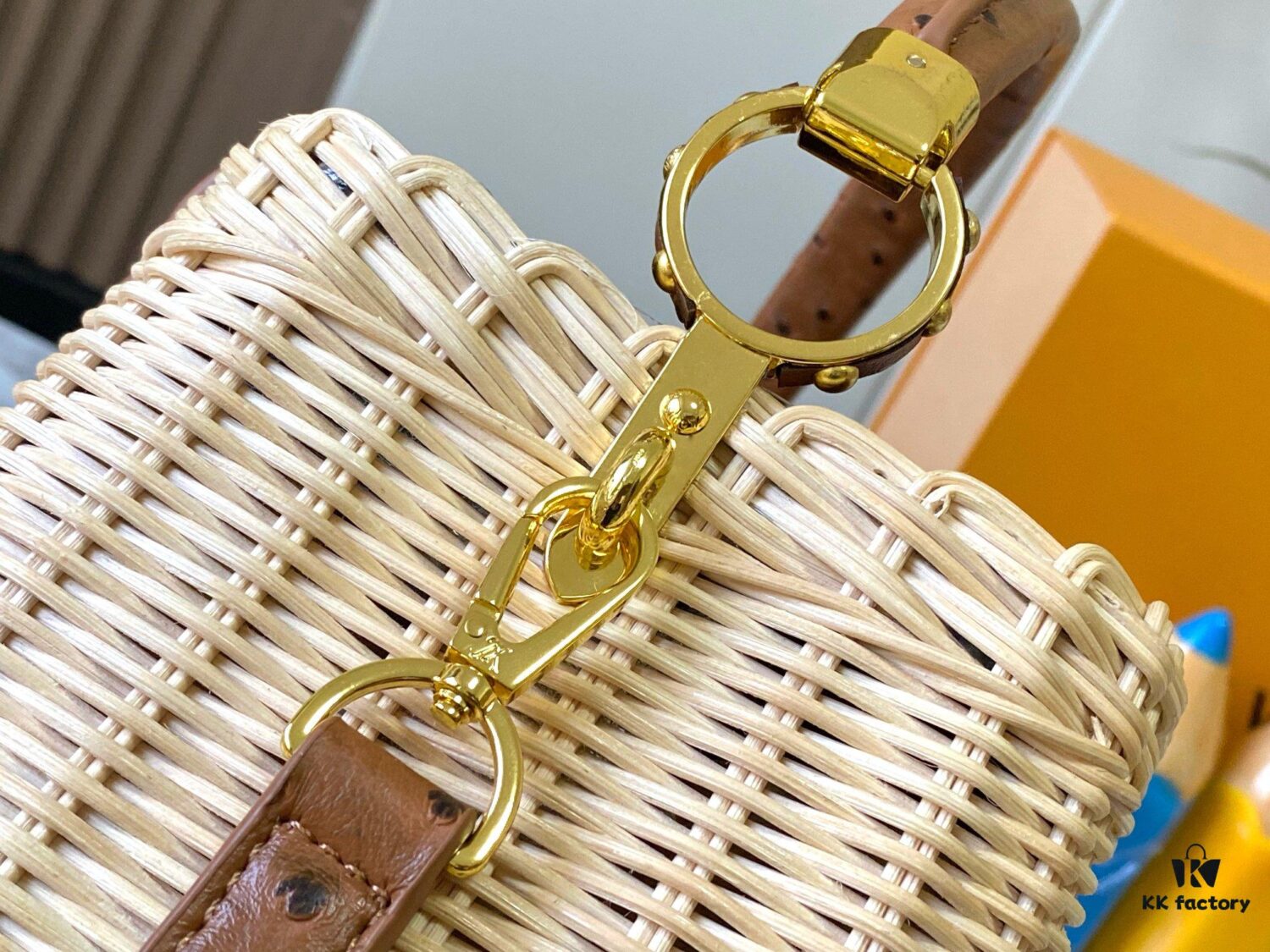 693073626e68136f4d9a5f00 Upgraded M11618 Ostrich-Texture Capucines BB Handbag