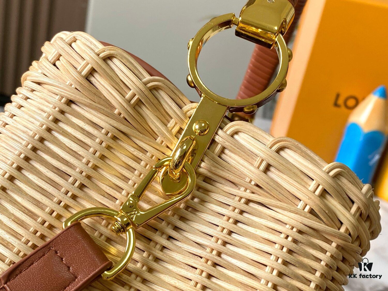 Upgraded M11616 Capucines BB Handbag