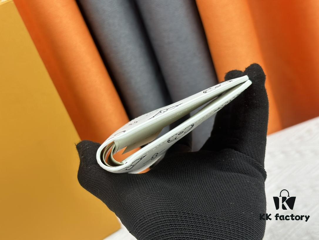 693073846e68136f4d9a5f3b MULTIPLE Wallet M83380 White Short Wallet
