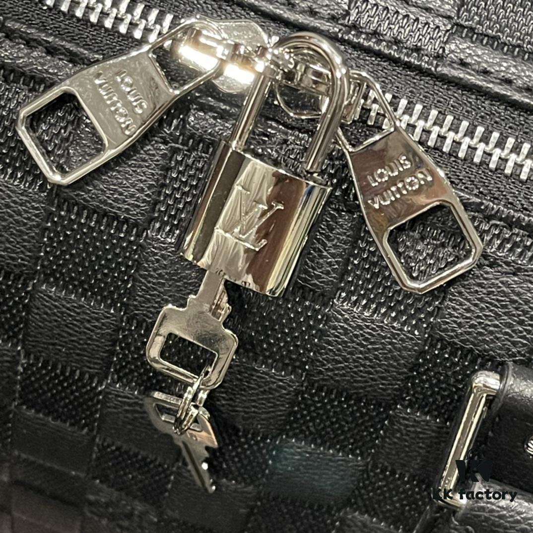 6930738f6e68136f4d9a5f53 Upgraded Version 240 Latest Model M22532 M41416 M44810 Black Grid, Pressed Grid, Crosshatch Keepall Bandoulière 50 Travel Bag