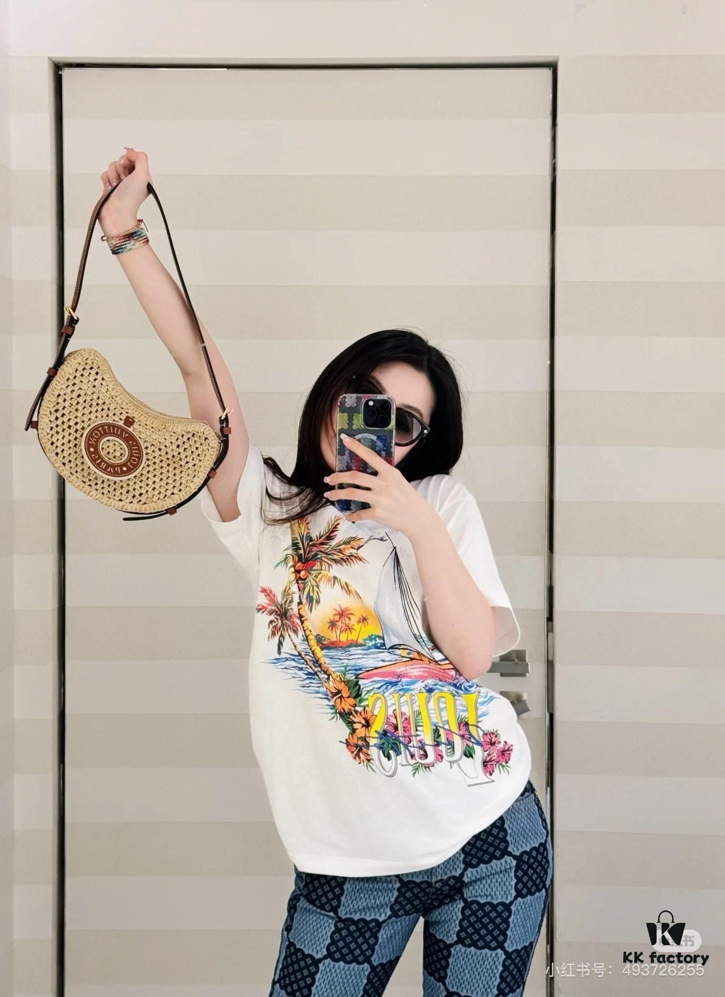 693073a56e68136f4d9a5f7d New Arrival Straw Woven Bag Croissant Handbag