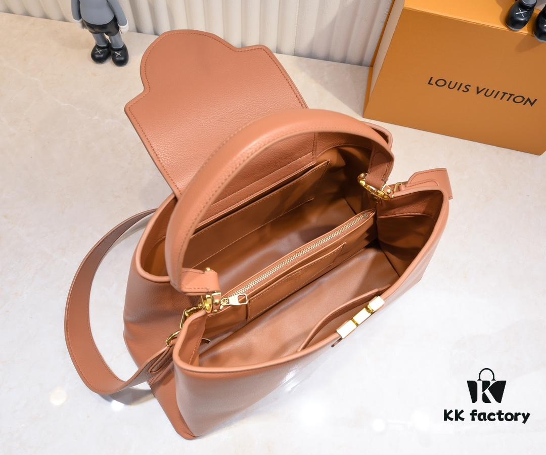 693073f66e68136f4d9a601c Upgraded M24607 Brown Capucines Souple Large Handbag