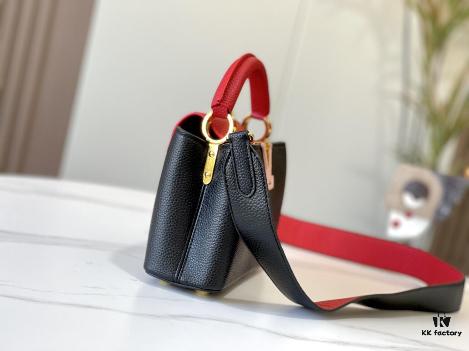 693073fd6e68136f4d9a6028 Upgraded Version 💋 M56848 Black with Deep Watermelon Red and Gold Hardware