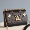 New Arrival [Rose] Top Quality Original Version [Rose]... Real Product Even More Beautiful [Kiss][Kiss] LV's Hottest Twist Denim Medium Size Released 💃 Louis Vuitton High-End Series Flower Tinsel Theme for Twist Medium Bag, Embellished with Unique Patterns: Multi-Layer Leather and Studs Reinterpret the Monogram Flowers, Rivets from the Brand’s Classic Trunks Transformed into Elegant Decorations, Complementing the Refined Black Epi Leather Body. Compact Shape with a Stylish Curved Base Increasing Bag Capacity [Strong] Adjustable Chain Suitable for Crossbody or Elegant Shoulder Wear [Strong] Medium Size: 23*18*8cm