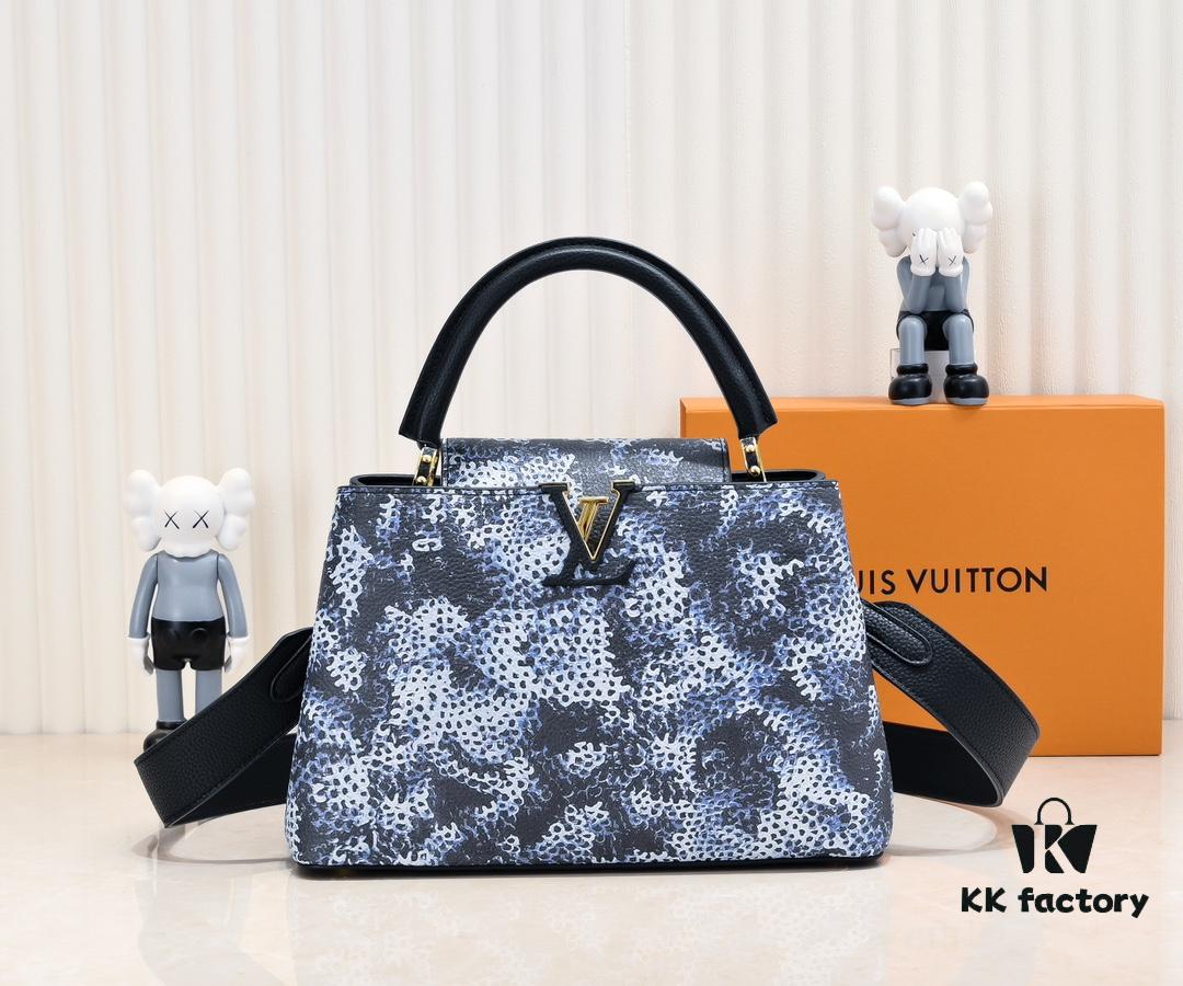 693074496e68136f4d9a60d8 Upgraded Black M21726 Louis Vuitton x Yayoi Kusama Capsule Collection Reimagines the LV x YK Capucines Medium Handbag in a Surreal Dreamscape, Drawing Inspiration from the Japanese Artist's 'My Eternal Soul' Series Since 2009, Featuring Eccentric Faces and Organic Forms. The Artistic Design Is Enhanced with Printed and Embroidered Motifs on Luxurious Taurillon Leather, Making It a Distinguished Addition to Any Art-Inspired Collection.