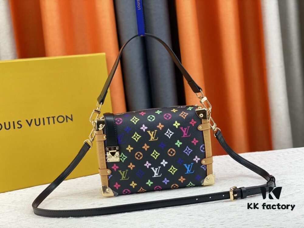 693074876e68136f4d9a615e Exclusive Real Shot M46358 White and Black Color Nicolas Ghesquière Reinterprets Louis Vuitton's Trunk Heritage with the Side Trunk PM Handbag