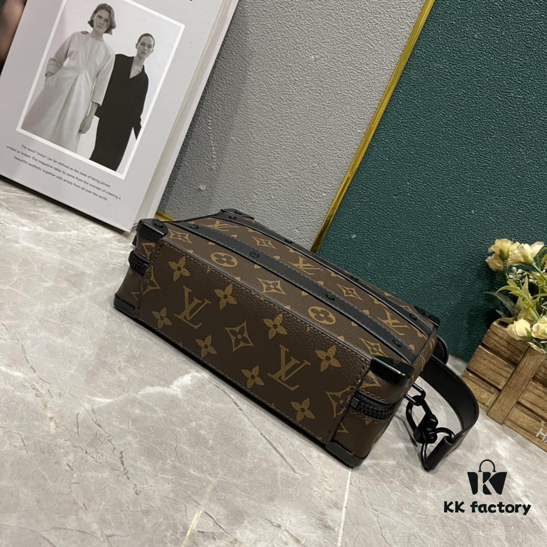 693074ad6e68136f4d9a61b3 Upgraded Version 🔥 M45935 59163 Handle Soft Trunk Handbag crafted from Louis Vuitton's iconic Monogram Macassar canvas, featuring stud corners and leather reinforcement straps that evoke the brand's trunk-making heritage. Sleek silhouette with a detachable shoulder strap allows easy portability for small electronic devices and personal essentials. Wide opening facilitates convenient access to contents.