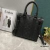 693074bb6e68136f4d9a61d0 Upgraded Version 59960 Embossed 46098 Black Flower Full Edition New Sac Plat Cross Handbag