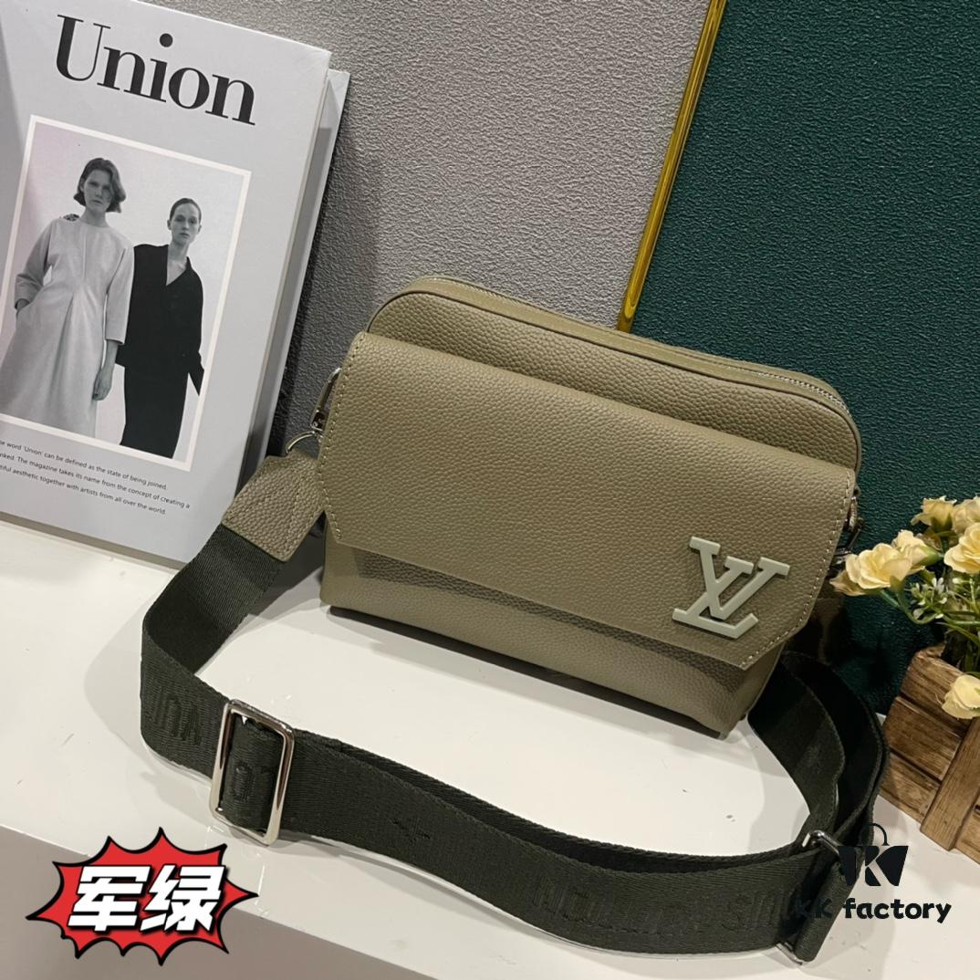693074f26e68136f4d9a623a Upgraded M22482 M22611 Latest Fastline Courier Bag