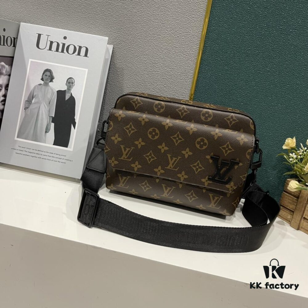 693074fe6e68136f4d9a6251 Upgraded Latest Model M22482 M22611 Fastline Messenger Bag in Soft Cow Leather