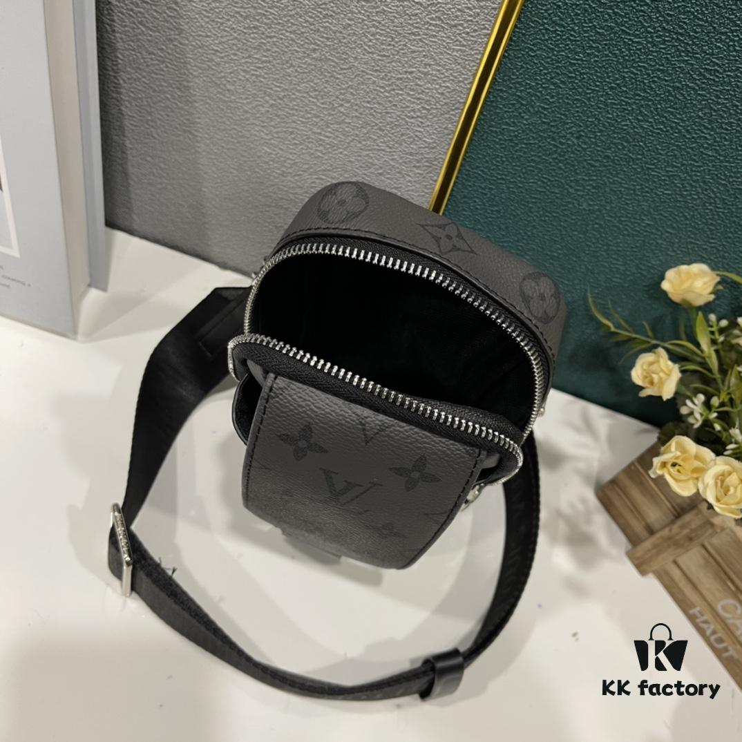 693075076e68136f4d9a6261 Upgraded Version! Latest Release! M81321 M81323 M81005 Black Grey Floral, Black Embossed, Grey Embossed FLAP DOUBLE Phone Bag — A Capsule Collection by Japanese Designer and DJ Nigo in Collaboration with Virgil Abloh for Louis Vuitton. This Flap Double phone bag features a black-silver two-tone flap, messenger-style design, adjustable shoulder strap, ideal for carrying smartphones and small daily essentials.