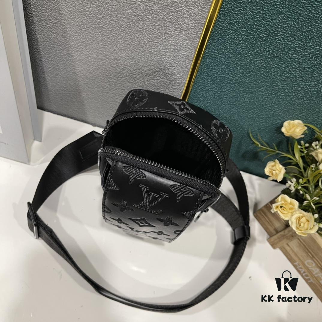6930750c6e68136f4d9a626b Upgraded Version! Latest Release! M81321 M81323 M81005 Black Gray Floral, Black Embossed, Gray Embossed FLAP DOUBLE Phone Bag — A Collaboration Between Japanese Designer and DJ Nigo and Virgil Abloh for the NIGO® x Louis Vuitton Capsule Collection. This Flap Double phone bag features a black-silver two-tone design with a flap-style messenger silhouette, ideal for carrying your phone and daily essentials.