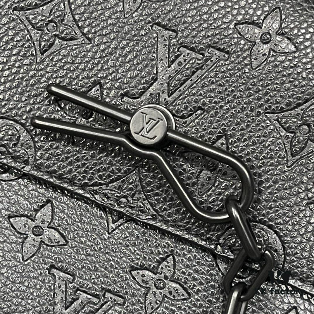 6930751d6e68136f4d9a6288 Upgraded M46795 M23742 Black Flower Embossed Monogram Latest Men's Messenger Bag Steamer Messenger Bag