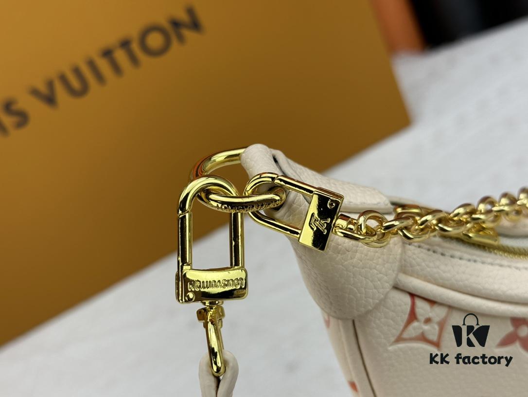 693075436e68136f4d9a62d9 Upgraded Original ⭐️ New Embossed Silk-Screen Moon Bag 🔥 Model: M81166 M81098 🔥🔥 Latest Arrival Moon Bag 🌙! Nicolas Ghesquière Revisits the Croissant Bag from Louis Vuitton Archives, Introducing the Loop Crescent-Shaped Bag in the 2022 Spring Collection