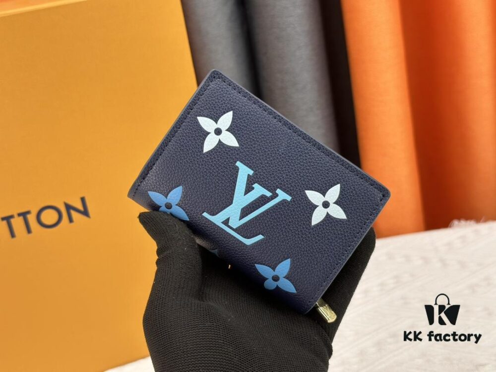 693075446e68136f4d9a62df LV Top Replica M80152 Cléa Wallet in Monogram Empreinte Soft Grained Calfskin with Signature Pattern