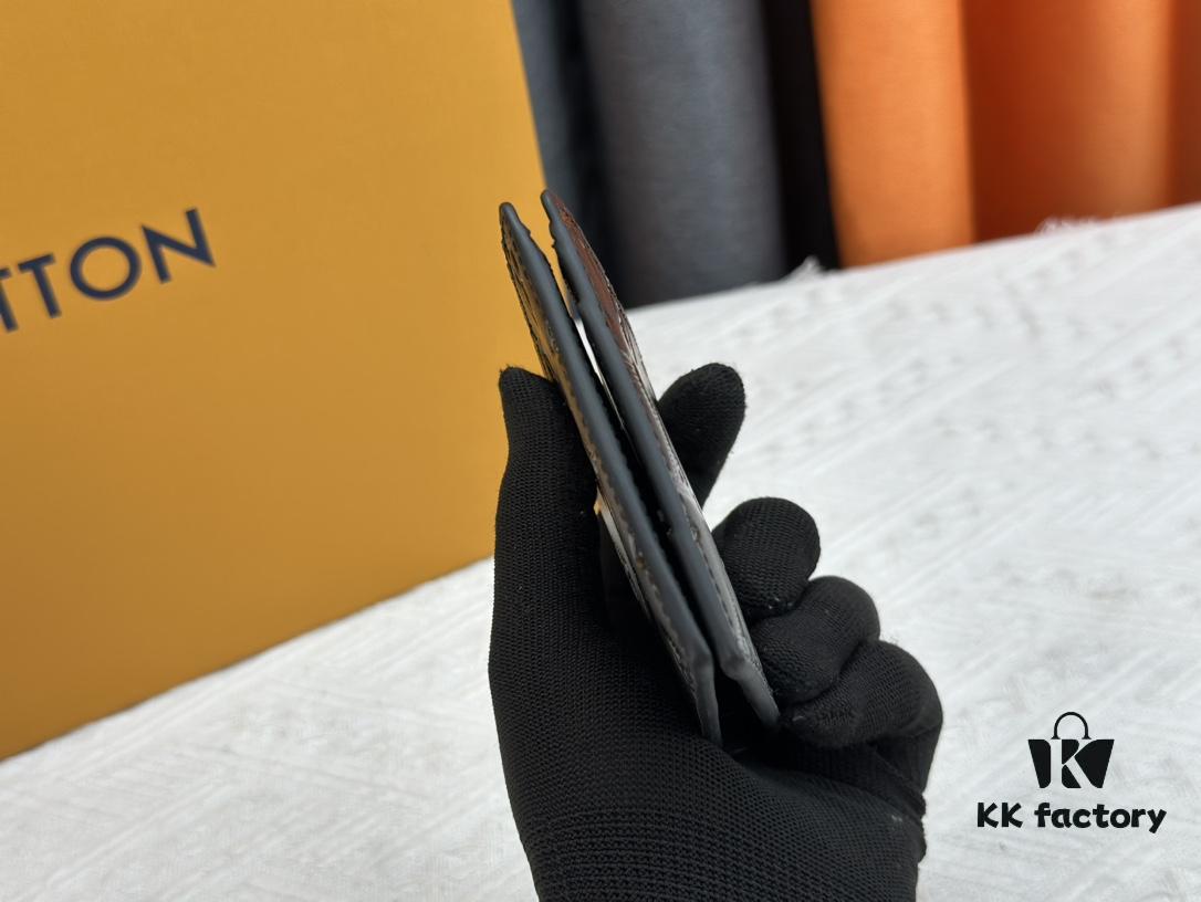 Wallet Original Version [Photographed with Own Background] M62901 Louis Vuitton Multiple Wallet in Black Monogram Shadow Calfskin Leather