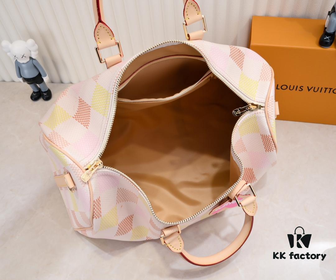6930758b6e68136f4d9a6378 Keepall Bandoulière 50 in Damier Golf Coated Canvas – Green Check M40667 and Pink Check M40713
