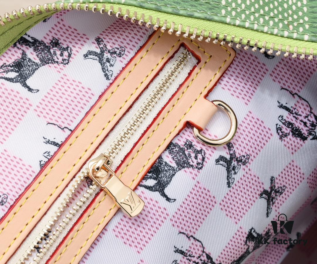693075936e68136f4d9a6386 Keepall Bandoulière 50 Travel Bag in Damier Golf Coated Canvas with Green and Pink Check Pattern