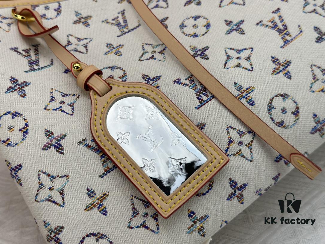 693075f16e68136f4d9a6446 Upgraded Original White Color Flower M24707 M46203 M46197 Louis Vuitton Introduces the New CarryAll Medium Handbag