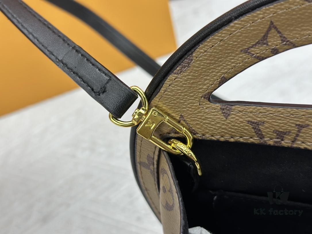 693075fa6e68136f4d9a6459 Authentic M47117 M44699 Monogram Flower Women's Round Handbag Around Me Bag