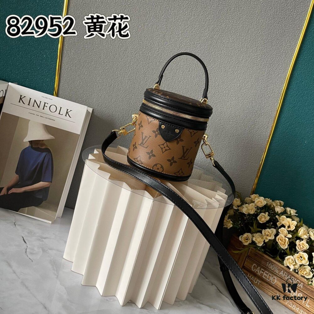Upgraded Version [Exclusive Real Shot M82952 Vernis Yellow Flower] This Nano Cannes Handbag Features a Cylindrical Silhouette Crafted from Monogram Canvas, Echoing the Design of a Cosmetic Pouch
