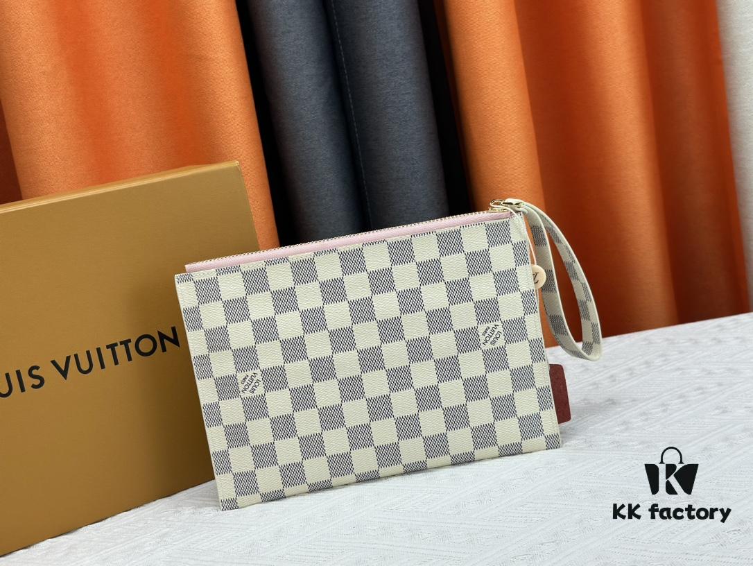 693076b06e68136f4d9a65d5 M60910, Real Item Photography, Exquisitely Crafted Pallas Handbag Combining Classic Monogram Canvas with Vibrant Colors for a Delightful Effect