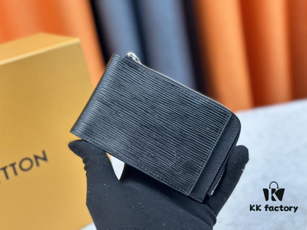 693076f06e68136f4d9a664e Top-Grade Original This New Hybrid Wallet is Crafted from Black Monogram Shadow Leather, Ingeniously Combining a Card Holder with Louis Vuitton's Best-Selling Multiple Wallet