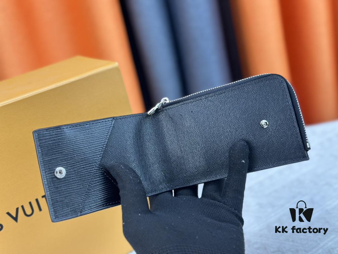 693076f16e68136f4d9a6655 Top-Grade Original This New Hybrid Wallet is Crafted from Black Monogram Shadow Leather, Ingeniously Combining a Card Holder with Louis Vuitton's Best-Selling Multiple Wallet