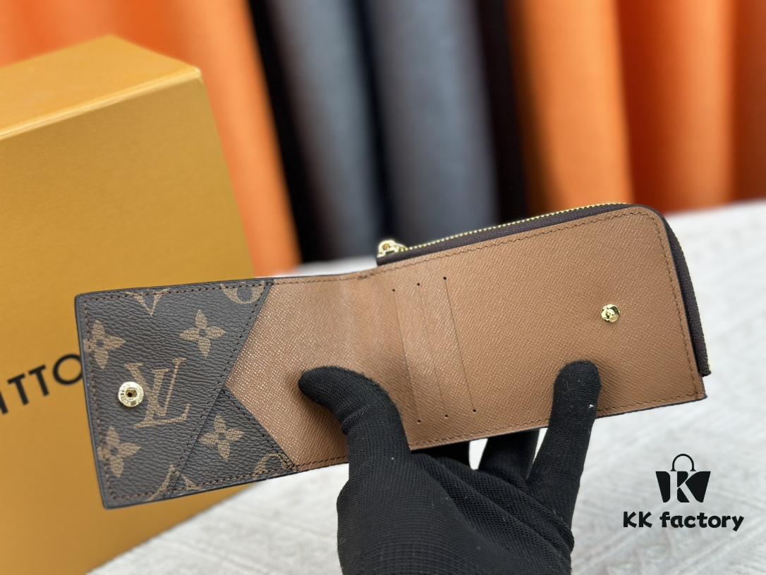 693076fd6e68136f4d9a666a Top Original This New Hybrid Wallet is Made of Black Monogram Shadow Leather, Ingeniously Combining a Card Holder with Louis Vuitton's Best-Selling Multiple Wallet