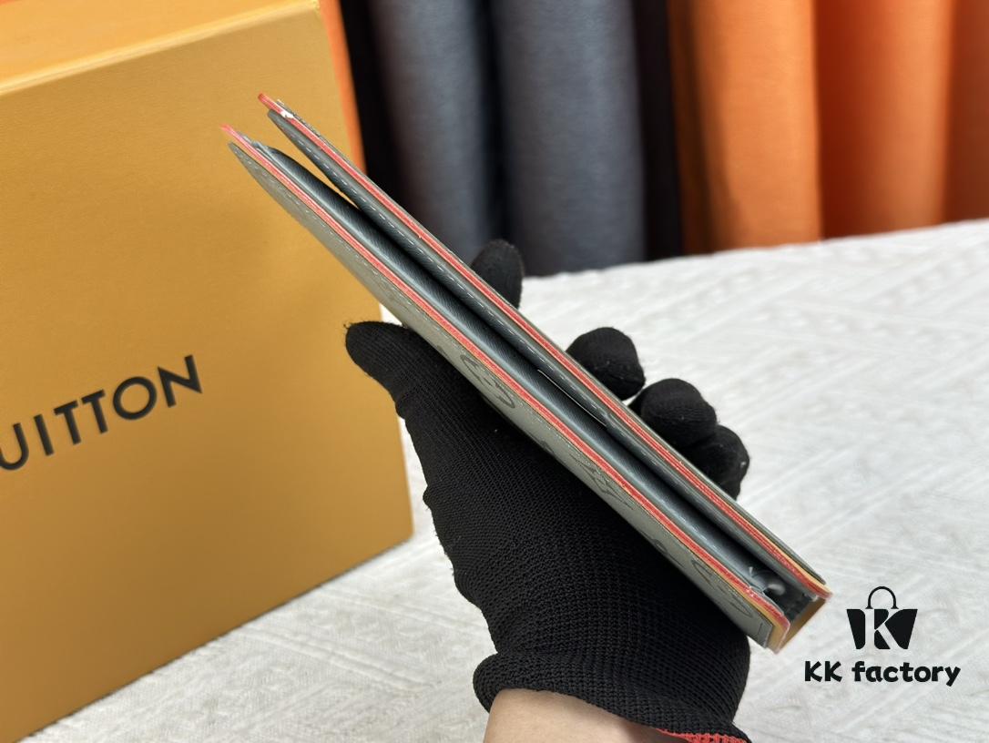 6930770b6e68136f4d9a6687 Wallet Model: N62665 M63236 Louis Vuitton Classic Brazza Wallet