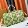 693077206e68136f4d9a66b3 Model N40671 Green Tea Keepall Bandoulière 35 Bag