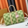 693077206e68136f4d9a66b4 Model N40671 Green Tea Keepall Bandoulière 35 Bag