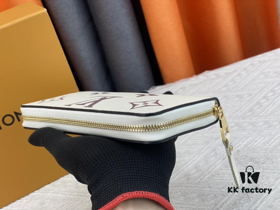693077546e68136f4d9a6726 Top Original 💎 By The Pool Collection Zipped Wallet in Monogram Empreinte Leather