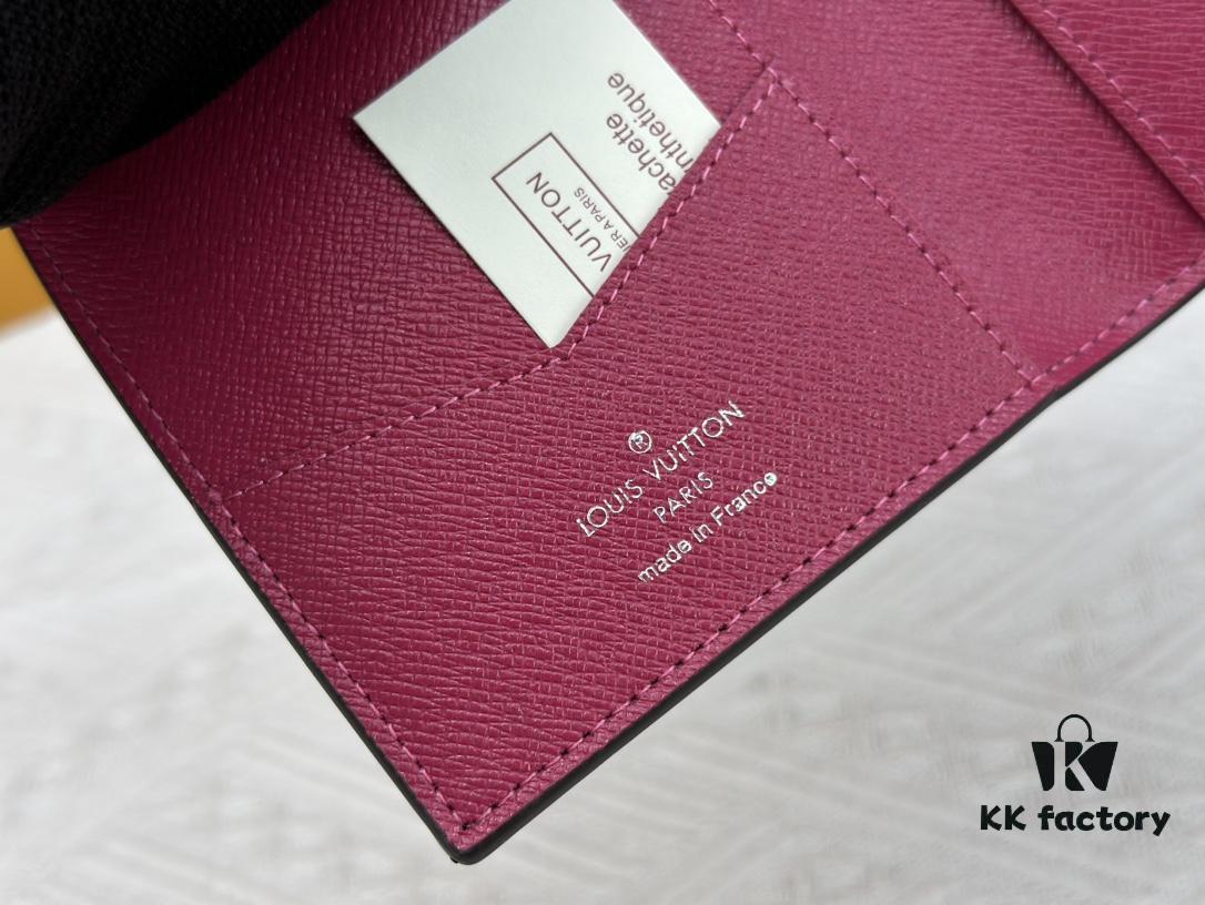693077636e68136f4d9a674d Wallet M60410 Pink 👏👏Vivienne Holidays 2022 Collection Passport Holder