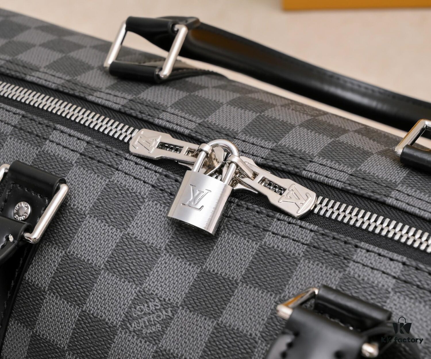 693077796e68136f4d9a677c Exclusive Real Photo - Upgraded Version ‼️ Authentic Product ‼️ Highly Acclaimed. Three Sizes Restocked, Universal Travel Bag! KEEPALL 455055 Travel Bag in 5 Colors (with Shoulder Strap) 40568 41418M41416 M41414