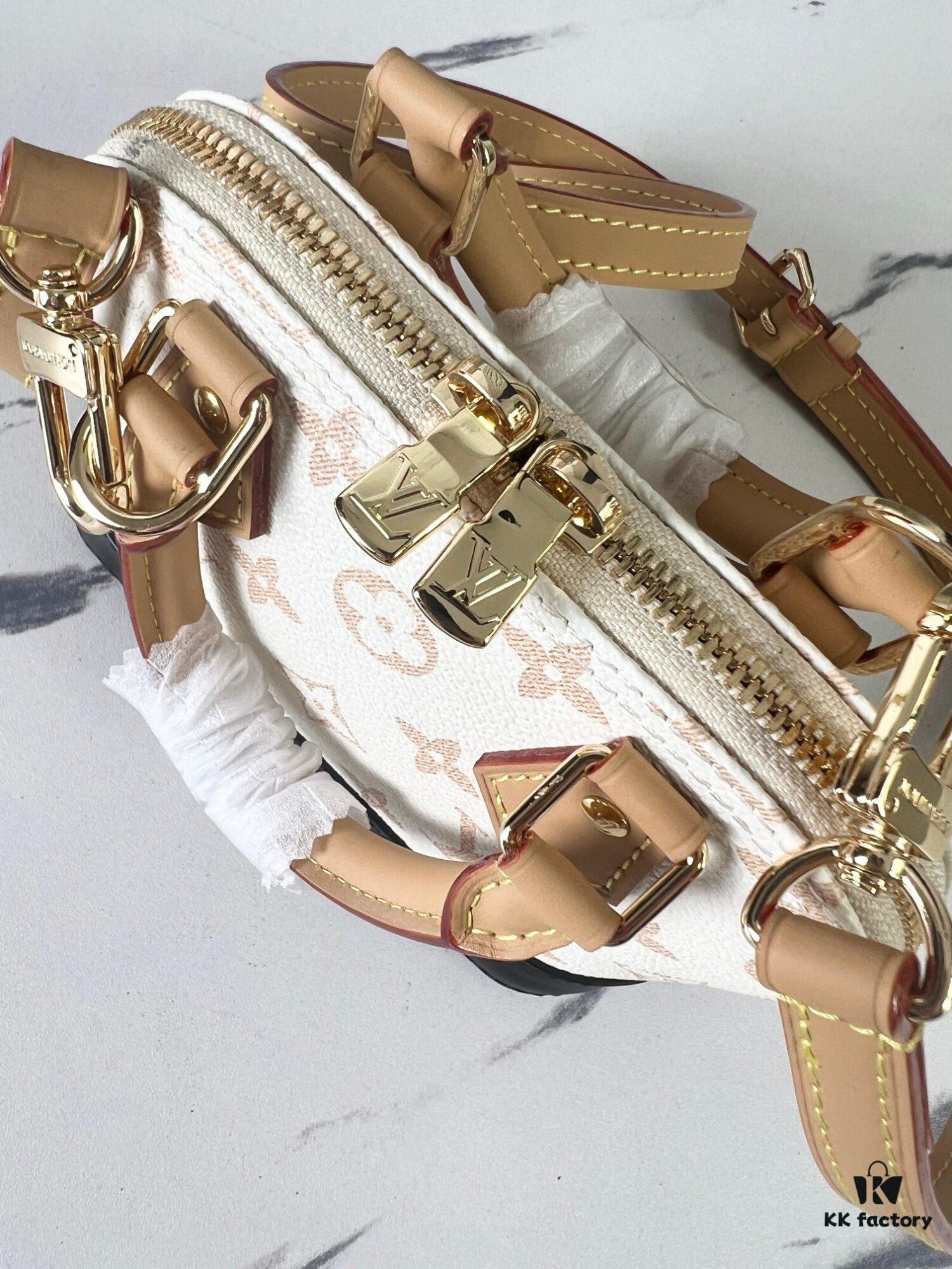 693077986e68136f4d9a67ad M46895 White Flower 82717 Mini Shell Bag Collection - New Launch Nano Alma Handbag