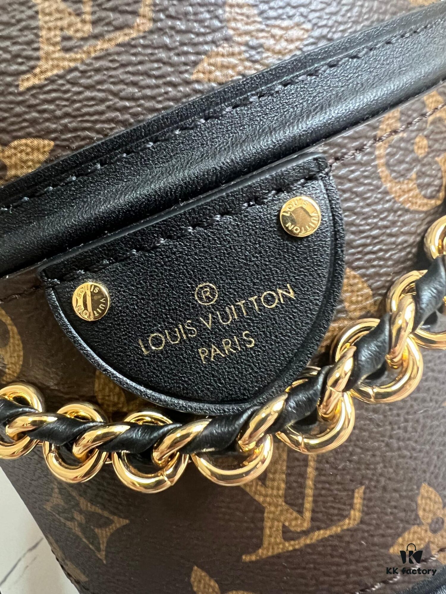6930779e6e68136f4d9a67b7 Top Quality Original Order Exclusive Real Shot M83480 Monogram New Canoe Bag Bucket Bag with Chain