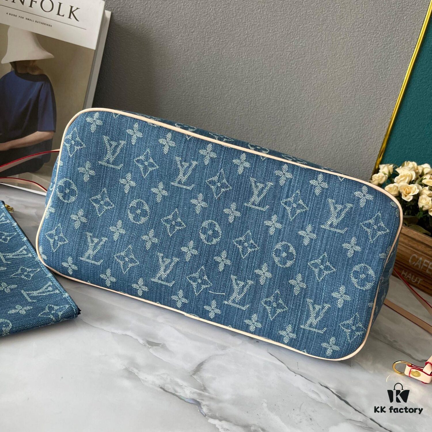693077ab6e68136f4d9a67cc Upgraded M40995 Medium Denim Jacquard Tote Bag 💋💋 Louis Vuitton New Neverfull – A Fresh Reinterpretation of the Iconic Handbag