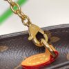 693077b06e68136f4d9a67d4 M82509 Vintage Lily Wallet on Chain