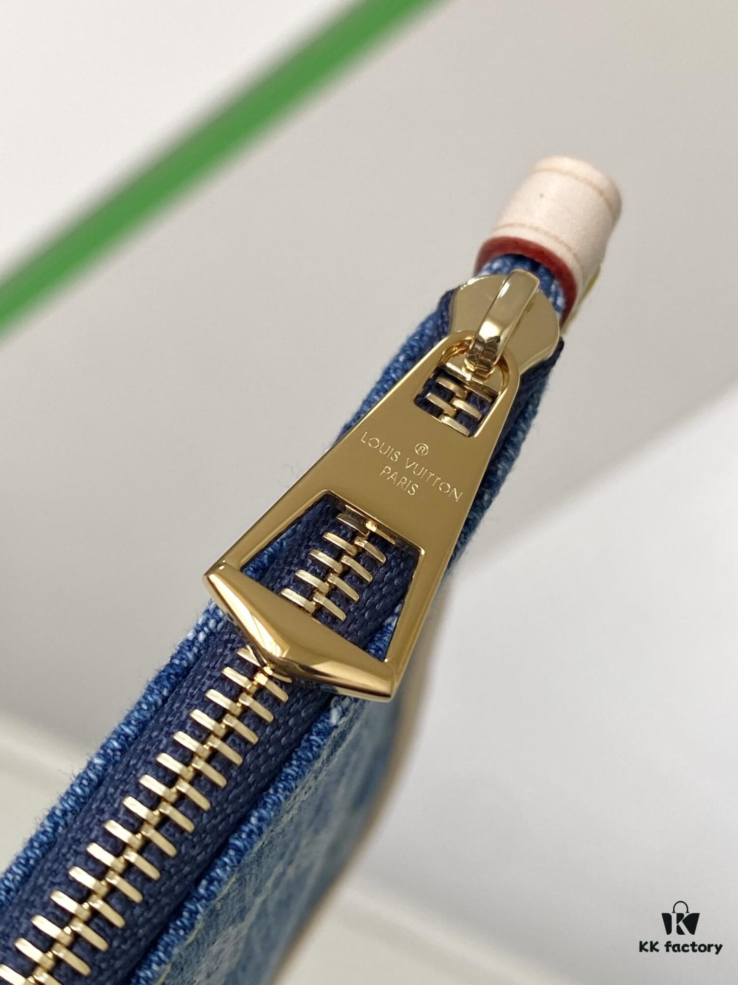 693077d46e68136f4d9a6814 Louis Vuitton M46855 Blue Denim Shopping Bag Series M46197 CarryAll Medium Handbag