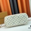 693077eb6e68136f4d9a684a M40995 Medium Shopping Bag 💋💋 Louis Vuitton New Neverfull, A Fresh Reinterpretation of the Iconic Handbag