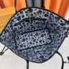693077f06e68136f4d9a6855 M40995 Medium Shopping Bag 💋💋 Louis Vuitton New Neverfull, A Fresh Reinterpretation of a Classic Handbag