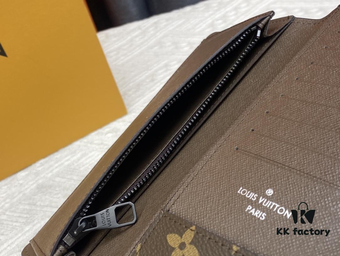 693077f96e68136f4d9a6863 Wallet Model: N62665 Blue with Coffee-Colored Louis Vuitton Classic Brazza Wallet